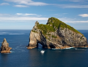 Hole in the Rock Bay of Islands